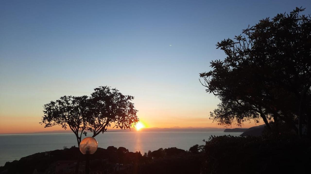 Fewo Sole E Azzurro Capoliveri  Dış mekan fotoğraf